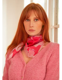 Foulard rose en coton et soie mélangée